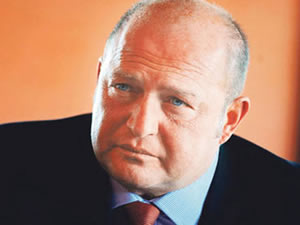 Koç Holding Yönetim Kurulu Başkanı Mustafa Koç kalp krizi geçirdi