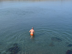 Alaplı Balıkçı Barınağı kumla doldu, tekneler mahsur kaldı