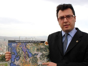 Sinancan Öziçer: Büyük deprem riski İzmir'de
