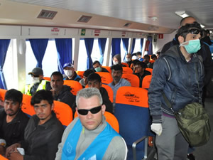 Turizmciler sıkıntılı:Turist kafilesi beklerken sığınmacılarla karşılaştık