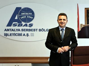 Antalya Serbest Bölge'de bu yıl, 51 yat denize indirilecek