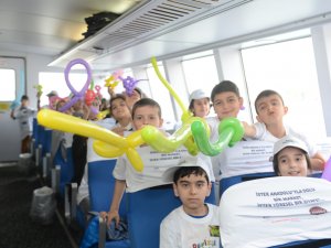TURMEPA ve İDO denizi görmemiş 350 çocuğu denizle tanıştırdı