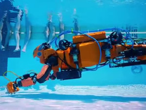 Dalgıç robot 17. yüzyıla ait kalıntıları çıkardı