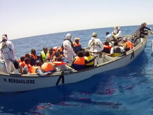 Ege Denizi'nde 66 gündür ölüm yaşanmadı, 3 bin 158 mülteci kurtarıldı