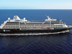 Azamara Journey adlı kruvaziyer Alanya'ya demir attı