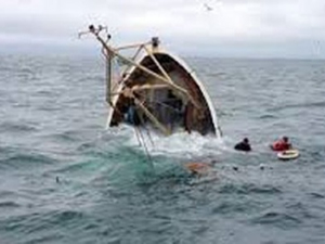 Hindistan'de tekne battı, Çin'de ise balıkçı teknesi kayıp