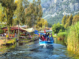 Kadın Azmağı turlarında teknelerde yer bulmak zor