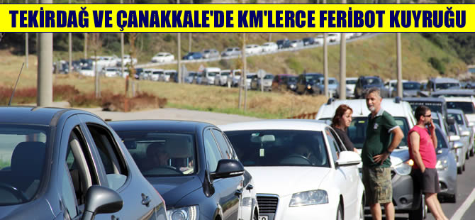 Feribot iskelelerinde araç kuyrukları kilometrelerce uzandı