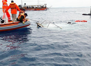 Libya açıklarında göçmenleri taşıyan tekne battı: 16 kiş kayıp