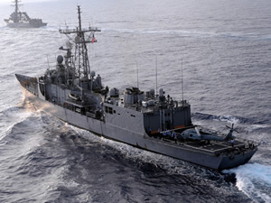 Amerikan gemisi USS Thach12 saatte batırılabildi