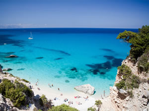 Sardinya Adası'ndan kum çalan turiste 3 bin Euro ceza