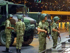 Sıkıyönetim emrini Tuğgeneral Eyüp Gürler uygulattı