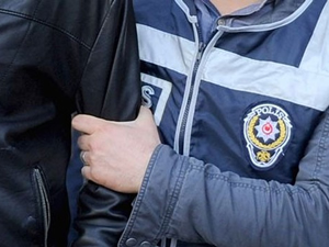 AK Parti Milletvekili Mehmet Erdem'in kardeşi de gözaltına alındı