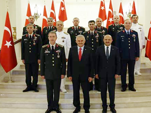 Yüksek Askeri Şura toplantısı sona erdi, Başbakan Yıldırım  Beştepe'ye gitti