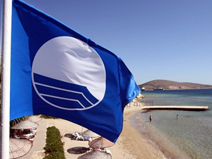 İzmir'de deniz suyu kalitesi 'Mavi Bayrak' sayısını artırdı