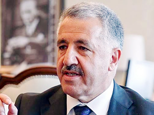 Ahmet Arslan: Çanakkale Boğaz Köprüsü'nün ihalesi yıl sonuna kadar yapılacak