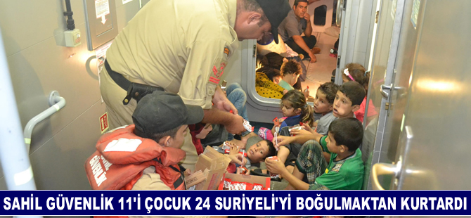 Denizde tekneleri arıza yapan kaçakları, Sahil Güvenlik kurtardı