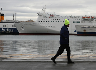 Yunanistan'da denizciler 48 saatlik greve gidiyor