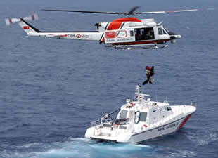 İzmir'in Dikili ilçesinde 176 göçmen son anda kurtarıldı