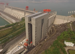 Dünya'nın en büyük gemi asansörü Çin’de hizmete girdi