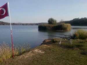 Pazarlar Göleti'nde balık tutmak yasaklandı