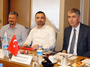 İhracatçılar, Antalya Limanı için COSCOCS yetkilileriyle biraraya geldi