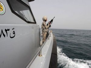 İran gemilerinin Yemen karasularını ihlali