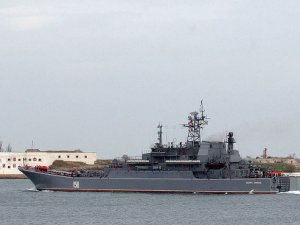 Rus savaş gemisi 'Caesar Kunikov' Akdeniz'e iniyor