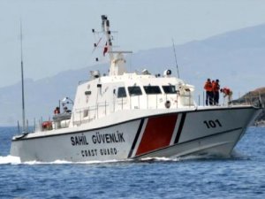 Sahil Güvenlik ekipleri 189 kaçak göçmenin hayatını kurtardı