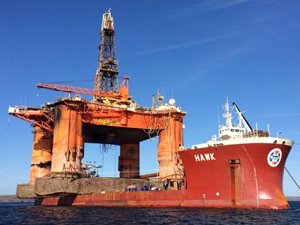 Dev sondaj platformu TRANSOCEAN WINNER, söküm için Aliağa'ya geliyor