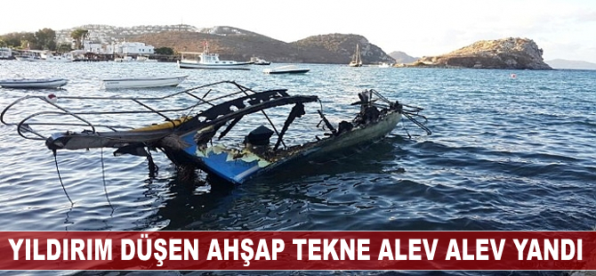Yıldırım düşen tekne alev alev yandı
