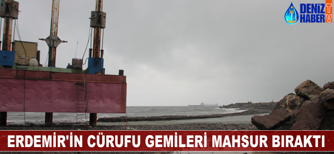Gemiler tersanede mahsur kaldı