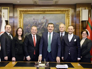 VDA Yönetim Kurulu, Gümrük ve Ticaret Bakanı Bülent Tüfenkci'yi makamında ziyaret etti