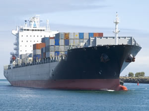 Piyasa koşulları gemi işletme maliyetlerini aşağı çekiyor