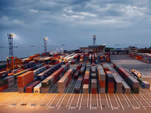 Japonya'daki Yokohama Limanı'na LNG yakıt ikmal tesisi kurulacak