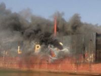 Pakistan'daki gemi söküm alanında yangın çıktı: 5 işçi öldü