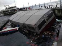 Kocaeli'de kötü hava koşulları nedeniyle iskeledeki tekne battı