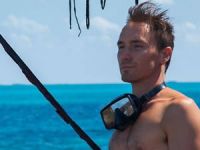 Derinleri anlatan belgeselci Rob Stewart, dalışta hayatını kaybetti