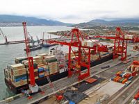 İhracatta miktar arttı, değer düştü