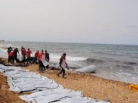 Akdeniz’de alabora olan tekneden 74 göçmenin cesedi Libya sahillerine vurdu