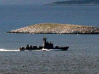 Türk ve Yunan deniz kuvvetleri Kardak nöbetine devam ediyor