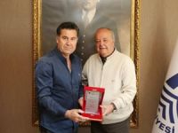 Milta Marina’dan Mehmet Kocadon’a teşekkür plaketi