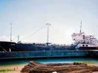 Somalili deniz haydutları Pakistan bayraklı gemiyi kaçırdı