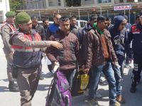 Kıbrıs’tan Türkiye’ye gelen 14 mülteci yakalandı