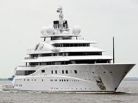 Şeyh Mansur Bin Zayed El-Nahyan'ın lüks yatı 'Topaz' Marmaris'e demirledi