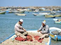 İsrail, Gazze'de balık avlama mesafesini artırdı