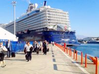 M/S Mein Schiff 5, Port Akdeniz'e yanaştı