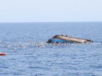 Akdeniz'de iki göçmen teknesi battı: 250 göçmen kayıp