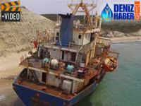 Karaya oturan M/V MERCY GOD isimli gemi soyuldu