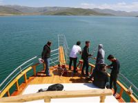 Sulama amaçlı yapılan Demirözü Barajı'nda tekne turu düzenleniyor